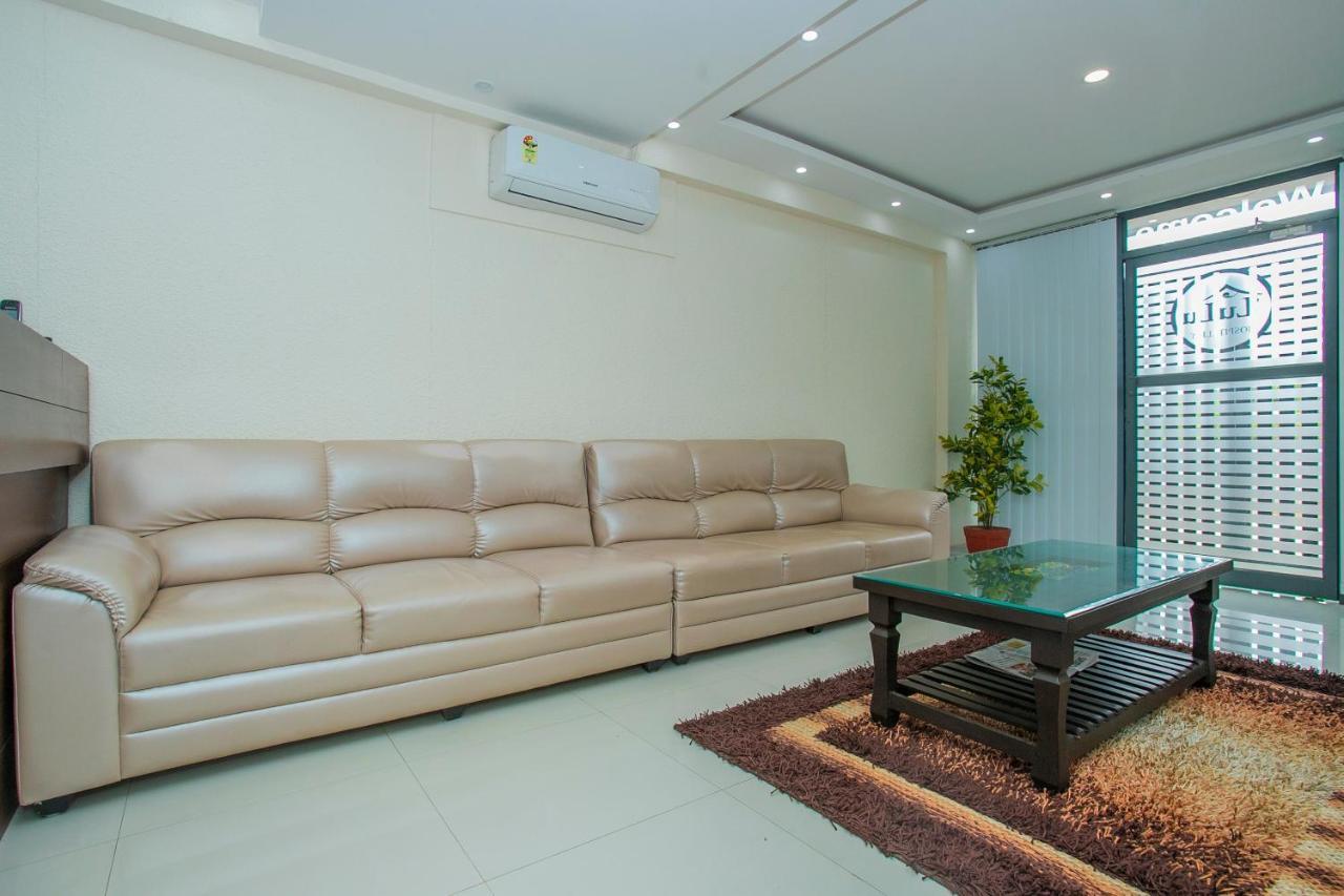 Oyo 4797 Lulu Hospitality Hotel Yelahanka Kültér fotó