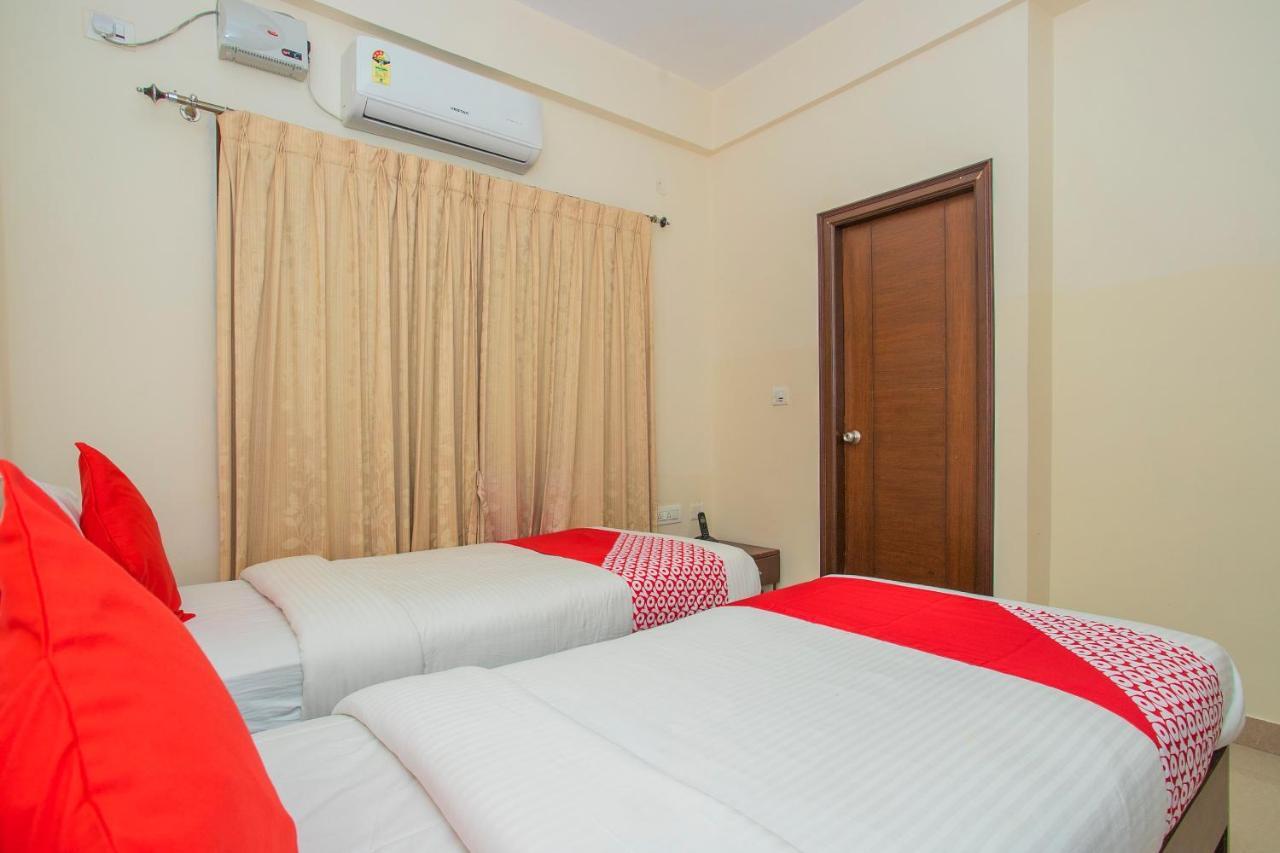 Oyo 4797 Lulu Hospitality Hotel Yelahanka Kültér fotó