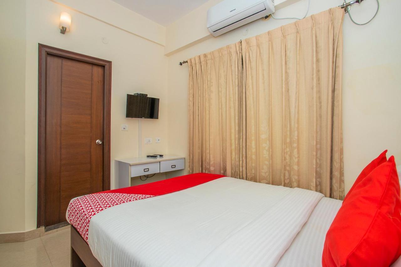 Oyo 4797 Lulu Hospitality Hotel Yelahanka Kültér fotó