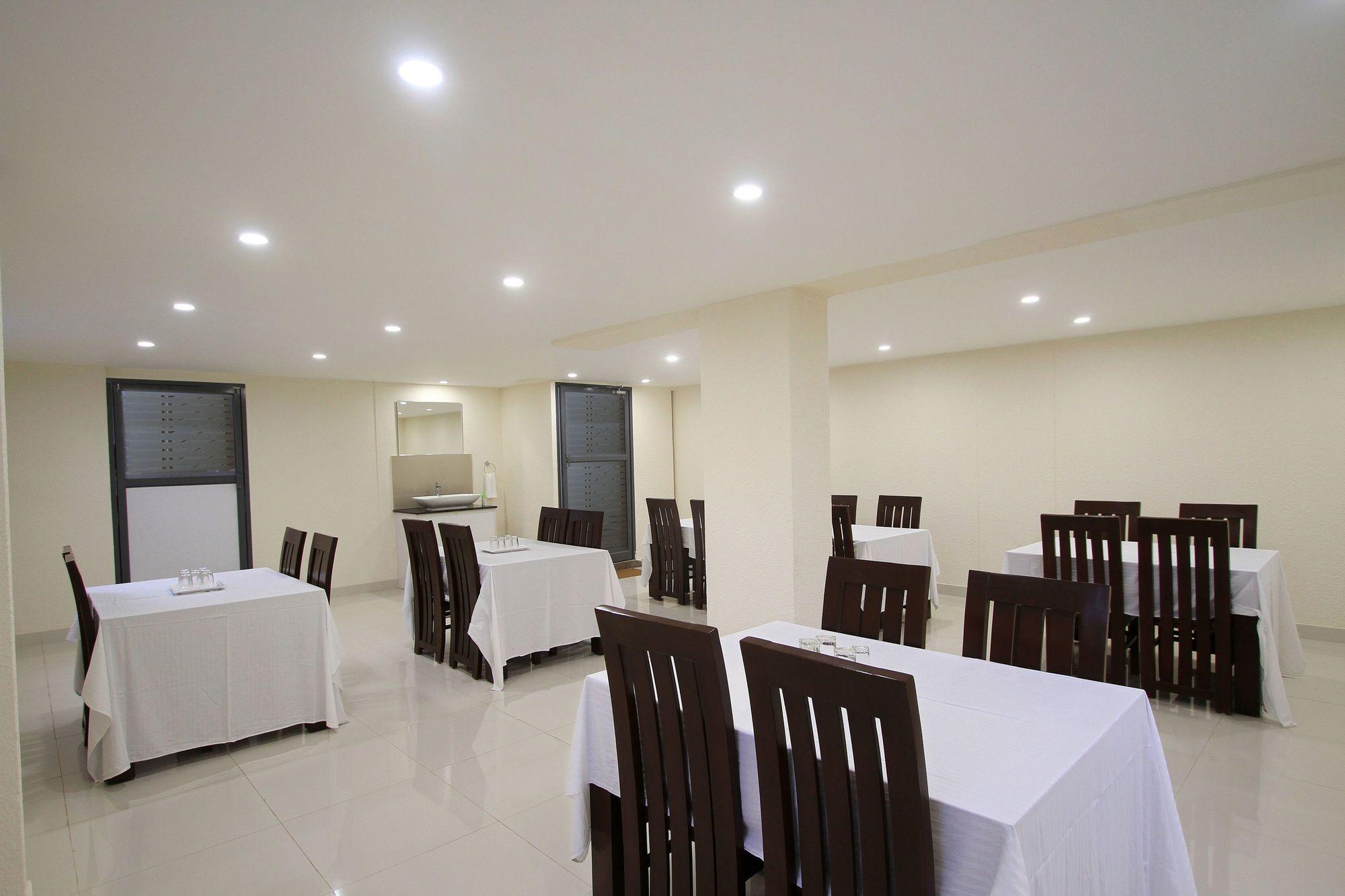 Oyo 4797 Lulu Hospitality Hotel Yelahanka Kültér fotó